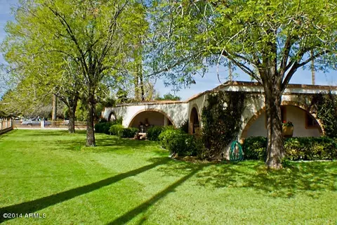 4140 E Vernon Ave, Phoenix, AZ 85008 photo 1