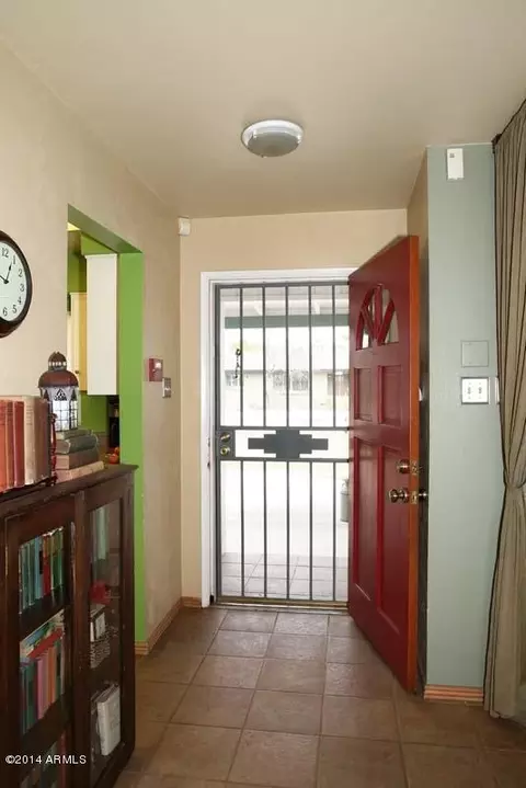 4017 E Patricia Jane Dr, Phoenix, AZ 85018 photo 3