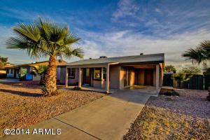 4055 E Winchcomb Dr, Phoenix, AZ 85032 photo 1