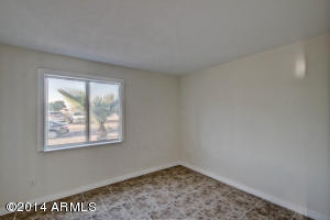 4055 E Winchcomb Dr, Phoenix, AZ 85032 photo 12
