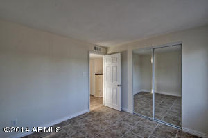 4055 E Winchcomb Dr, Phoenix, AZ 85032 photo 13