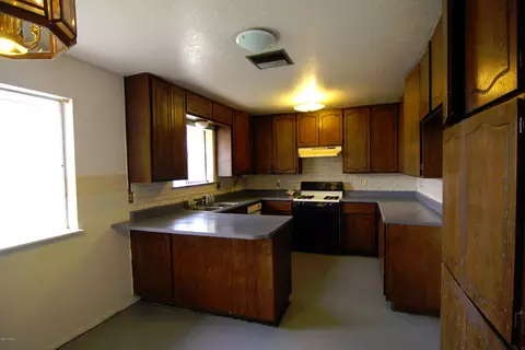 2 W Hackamore Ave, Gilbert, AZ 85233 photo 10