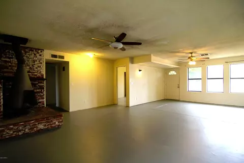 2 W Hackamore Ave, Gilbert, AZ 85233 photo 12