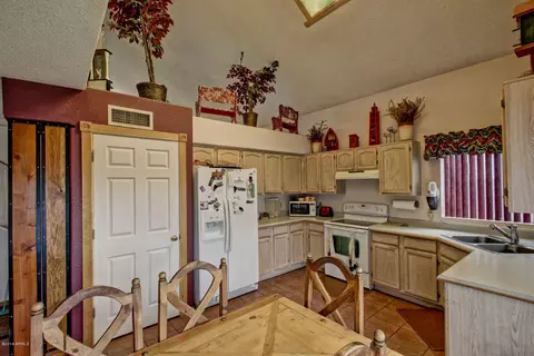 441 S Maple -- #3, Mesa, AZ 85206 photo 14