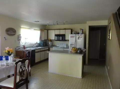 726 E Rose Marie Ln, Phoenix, AZ 85022 photo 15