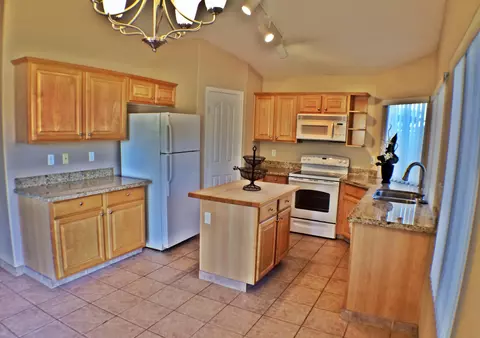 2024 E Catclaw St, Gilbert, AZ 85296 photo 2