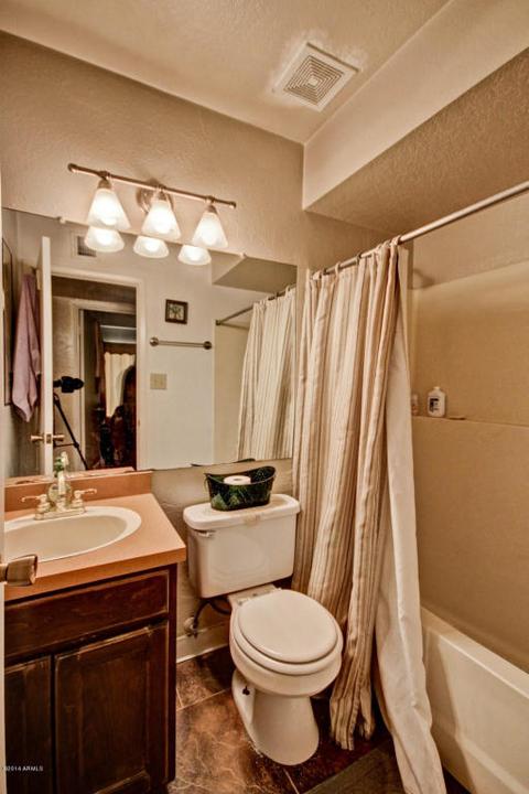 1631 E Apollo Rd, Phoenix, AZ 85042 photo 14
