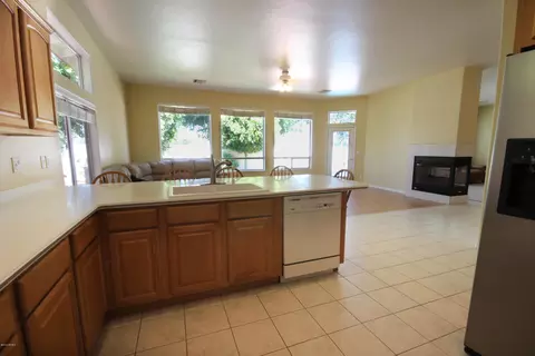 1452 W Laurel Ave, Gilbert, AZ 85233 photo 13