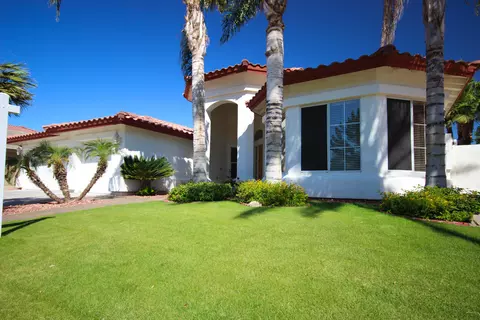 1452 W Laurel Ave, Gilbert, AZ 85233 photo 2