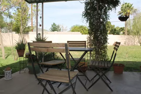 306 E Riviera Dr, Tempe, AZ 85282 photo 9