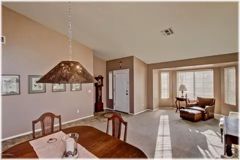 873 N Jackson St, Gilbert, AZ 85233 photo 2