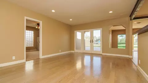 5719 E Indian School Rd, Phoenix, AZ 85018 photo 8