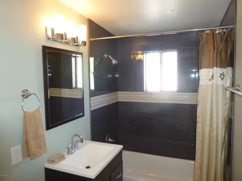 2105 E Howe Ave, Tempe, AZ 85281 photo 8