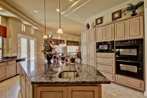 375 E Dennisport Ct, Gilbert, AZ 85295 photo 15