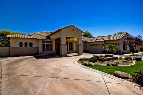 375 E Dennisport Ct, Gilbert, AZ 85295 photo 1