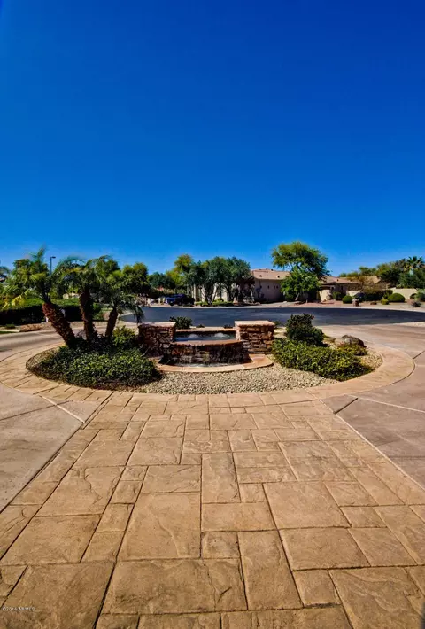 375 E Dennisport Ct, Gilbert, AZ 85295 photo 4