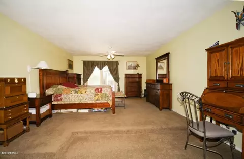 2743 E Sierra St, Phoenix, AZ 85028 photo 8