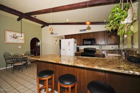 2743 E Sierra St, Phoenix, AZ 85028 photo 3
