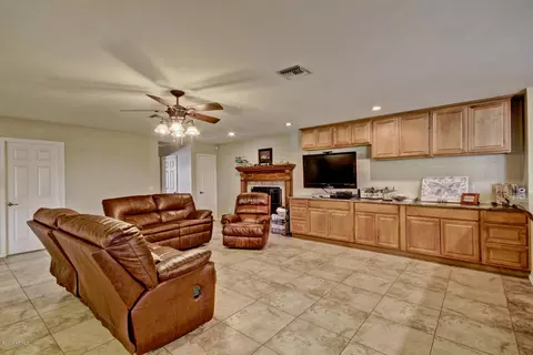 2219 E Garnet Ave, Mesa, AZ 85204 photo 6
