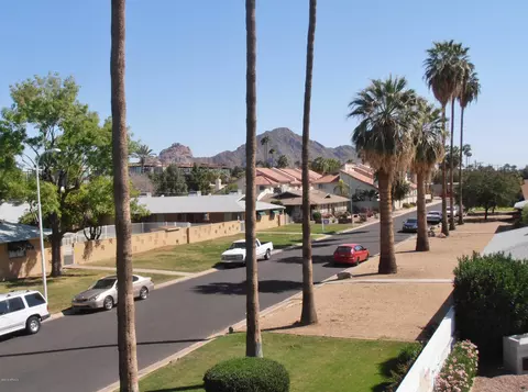 3517 E Montecito Ave, Phoenix, AZ 85018 photo 2