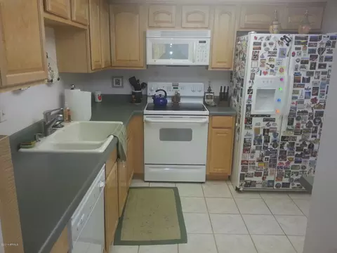 1920 E Duke Dr, Tempe, AZ 85283 photo 4