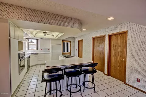 3685 N Prospectors Rd, Apache Junction, AZ 85119 photo 8