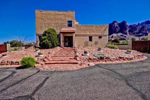 3685 N Prospectors Rd, Apache Junction, AZ 85119 photo 1