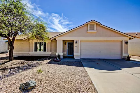 4101 E Wescott Dr, Phoenix, AZ 85050 photo 2