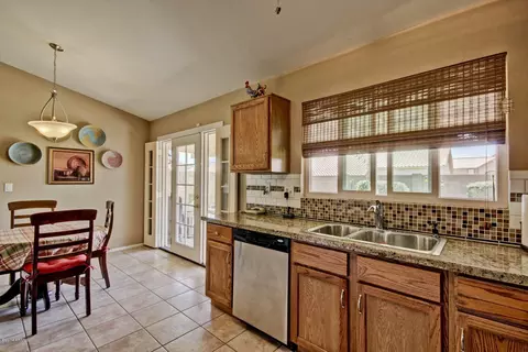 4101 E Wescott Dr, Phoenix, AZ 85050 photo 12