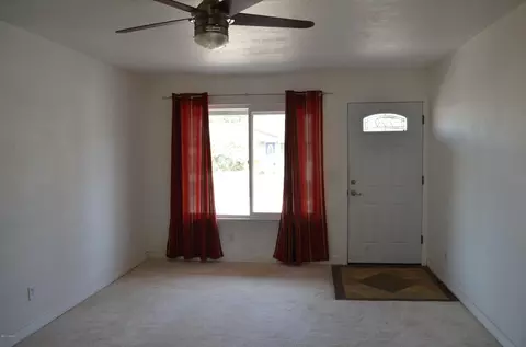 4027 E Windrose Dr, Phoenix, AZ 85032 photo 3