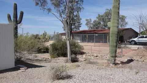 5551 N Meridian Rd, Apache Junction, AZ 85120 photo 9