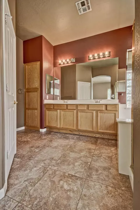 3564 E Parkview Dr, Gilbert, AZ 85295 photo 16