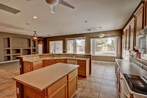 3564 E Parkview Dr, Gilbert, AZ 85295 photo 12