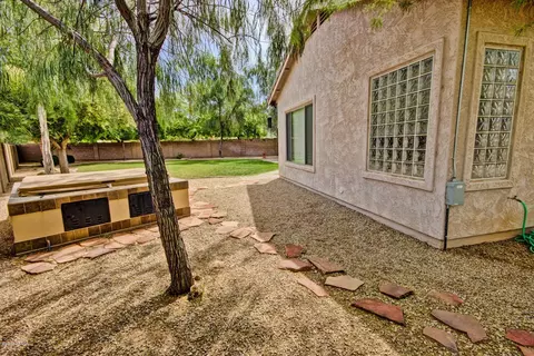 3564 E Parkview Dr, Gilbert, AZ 85295 photo 31