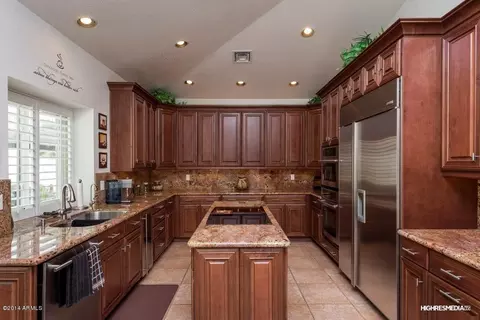 1724 E Mountain Sky Ave, Phoenix, AZ 85048 photo 4