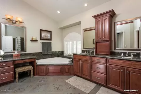 1724 E Mountain Sky Ave, Phoenix, AZ 85048 photo 9
