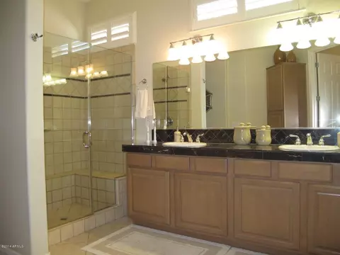 4575 E Rakestraw Ln, Gilbert, AZ 85298 photo 13