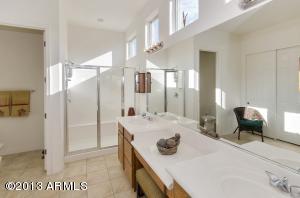 4493 E Sycamore Dr, Gilbert, AZ 85298 photo 16