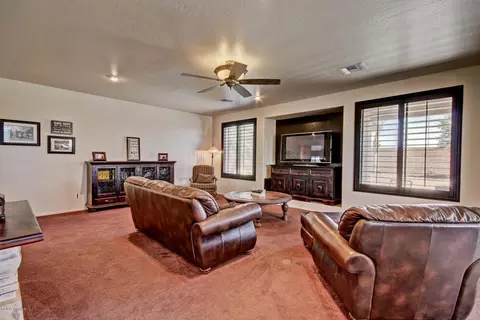 413 N Pheasant Ct, Gilbert, AZ 85234 photo 10
