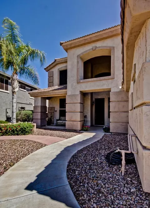413 N Pheasant Ct, Gilbert, AZ 85234 photo 2