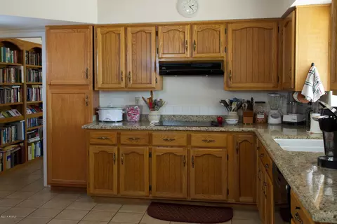 6558 E Albany St, Mesa, AZ 85205 photo 9