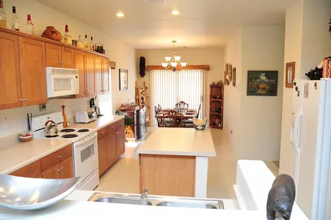 1328 S Bridgegate Dr, Gilbert, AZ 85296 photo 11