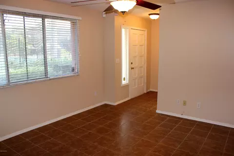 2855 E Fairmount Ave, Phoenix, AZ 85016 photo 4