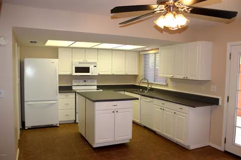 2855 E Fairmount Ave, Phoenix, AZ 85016 photo 8