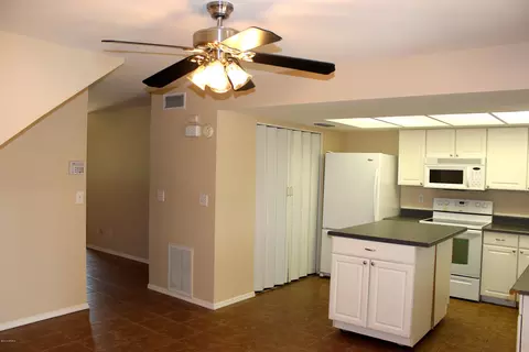 2855 E Fairmount Ave, Phoenix, AZ 85016 photo 9