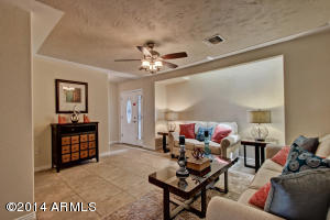 4306 E Avalon Dr, Phoenix, AZ 85018 photo 3