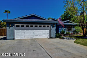 4306 E Avalon Dr, Phoenix, AZ 85018 photo 1