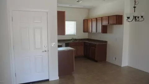 2811 E Atlanta Ave, Phoenix, AZ 85040 photo 3