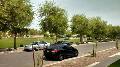 7751 W Berkeley Rd, Phoenix, AZ 85035 photo 4