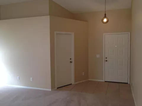 4179 E Cholla Canyon Dr, Phoenix, AZ 85044 photo 5